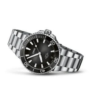 Oris^Oris Aquis Date Calibre 400